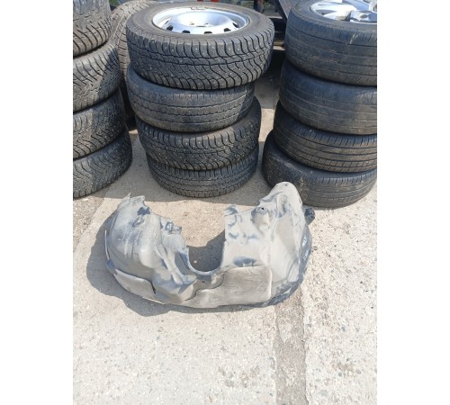 Подкрылок локер задний левый