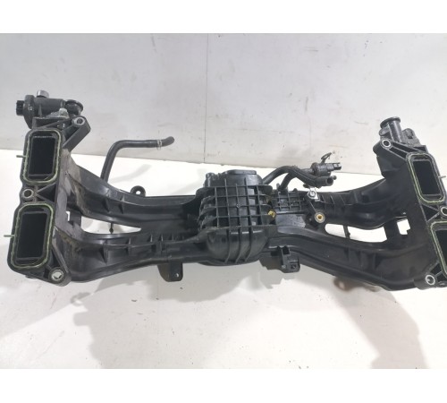 Впускной коллектор