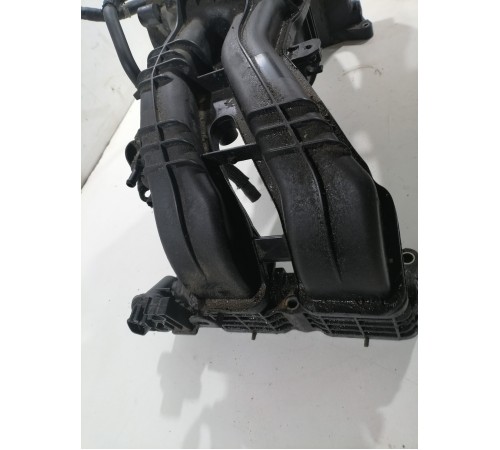 Впускной коллектор