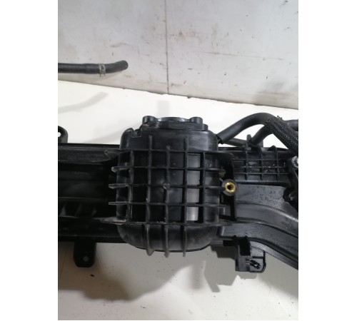 Впускной коллектор