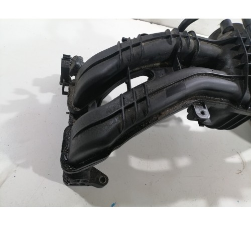 Впускной коллектор