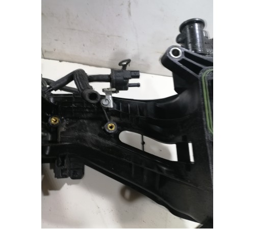 Впускной коллектор