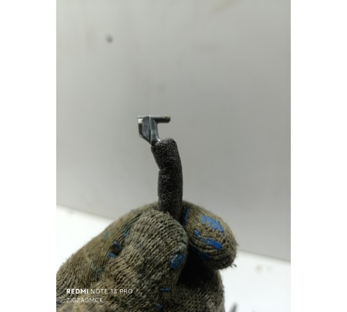 Замок двери передний правый