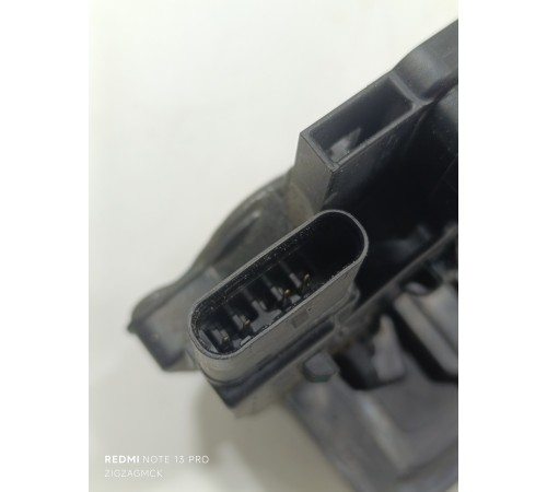 Замок двери передний правый