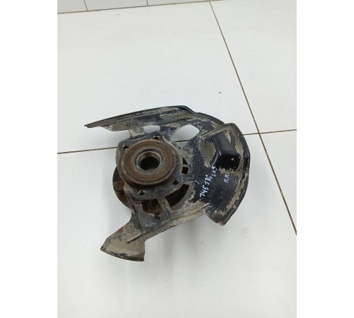 Ступица передняя правая с кожухом