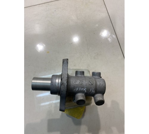 Главный тормозной цилиндр