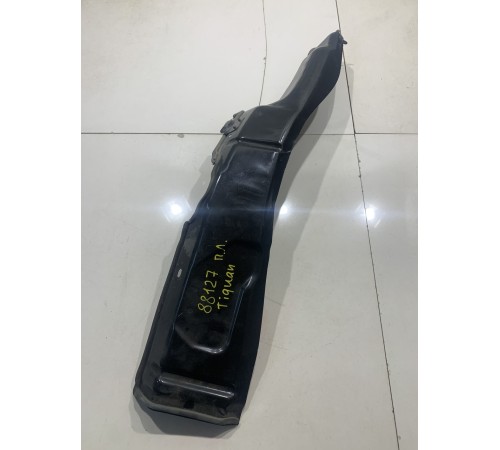 Водосток (короб) водоотводящий передний левый