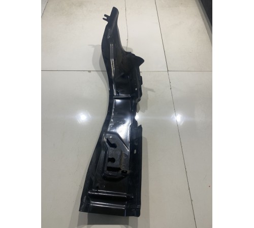 Водосток (короб) водоотводящий передний левый