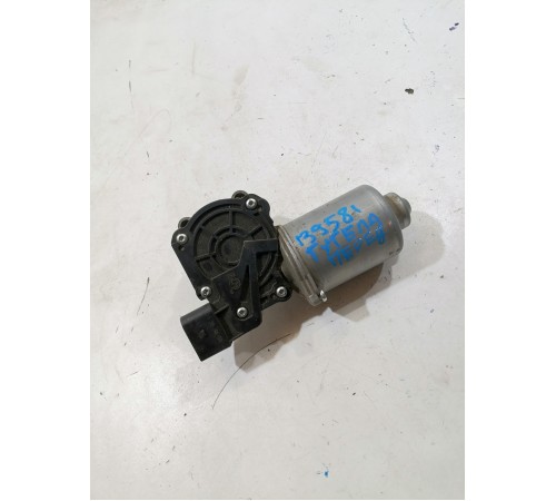 Моторчик стеклоочистителя передний