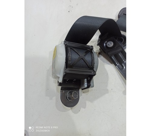 Ремень безопасности (задний правый)