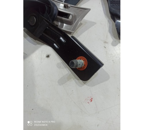 Ремень безопасности (задний правый)