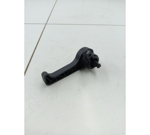 Ручка открывания капота