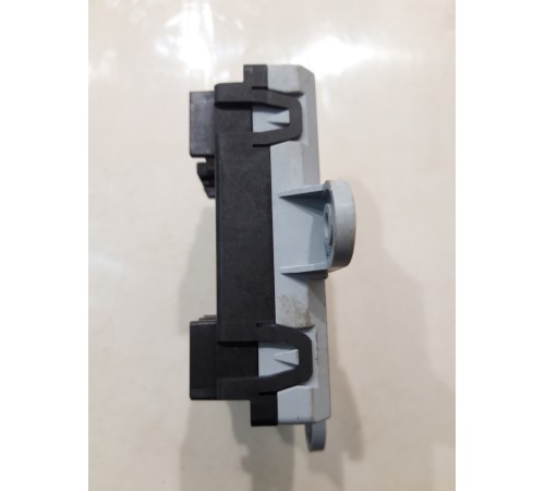 Блок управления задней правой дверью