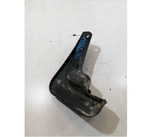 Брызговик передний правый