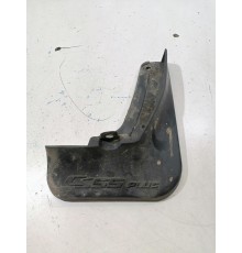 Брызговик передний правый