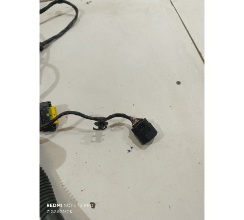 Проводка двери задняя левая