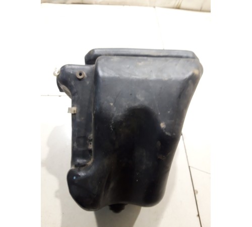 Бачок омывателя лобового стекла