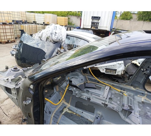 Стойка лобового стекла левая