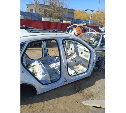 Порог со стойкой правый