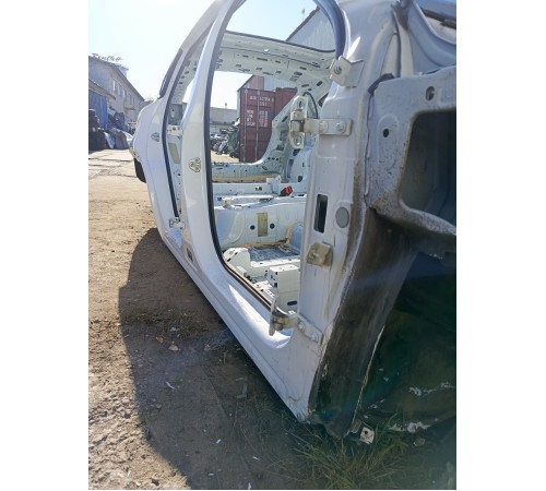 Порог со стойкой правый