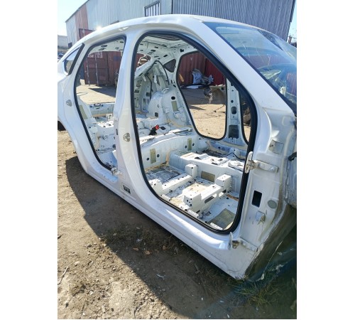 Порог со стойкой правый