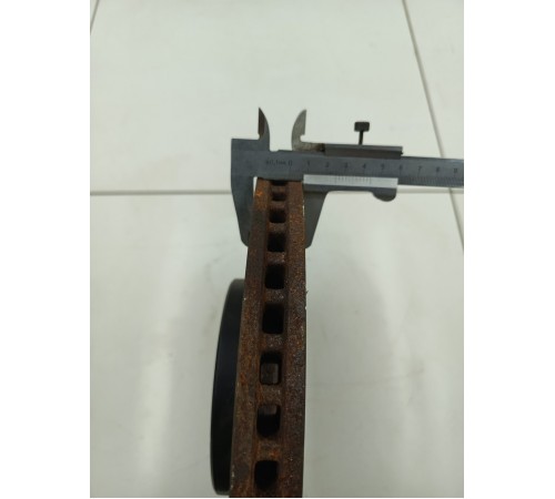 Тормозной диск передний