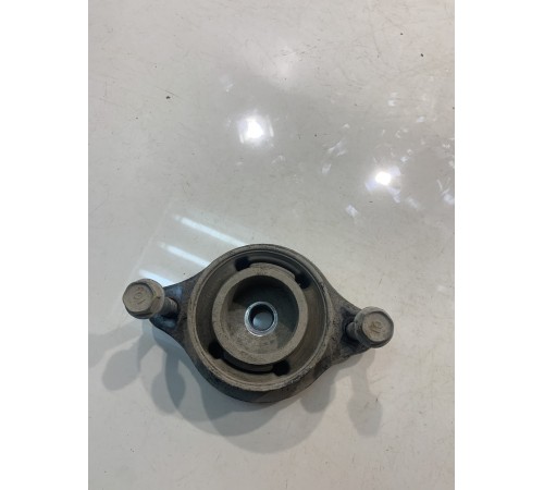 Кронштейн заднего редуктора