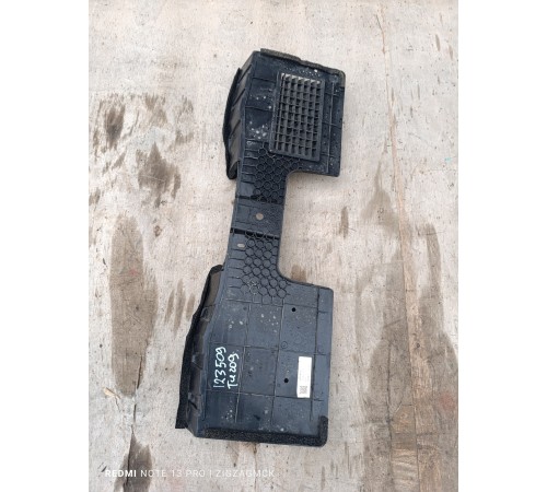 Дефлектор радиатора центральный