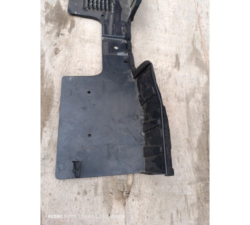 Дефлектор радиатора центральный