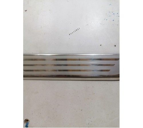 Накладка порога задняя левая