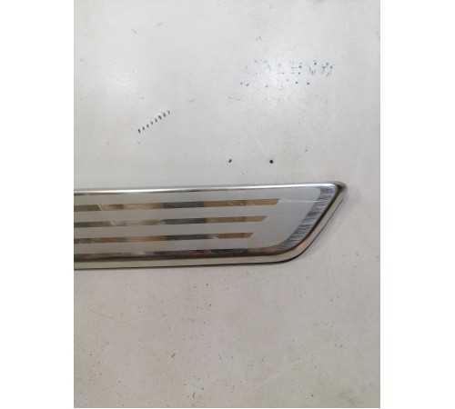 Накладка порога задняя левая