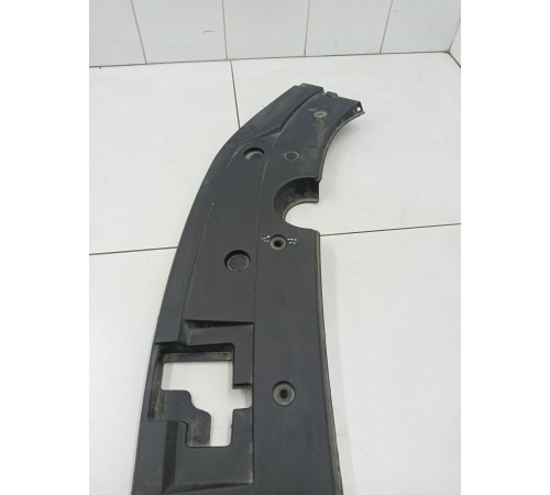 Накладка замка капота