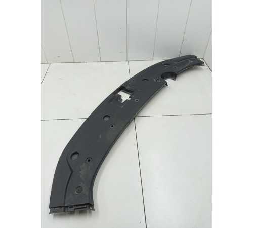 Накладка замка капота