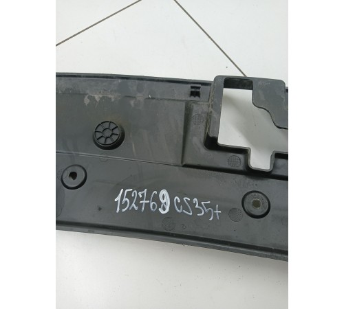 Накладка замка капота