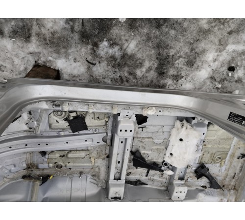 Порог со стойкой(правый)