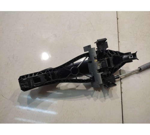 Ручка двери (задняя, левая, внешняя)