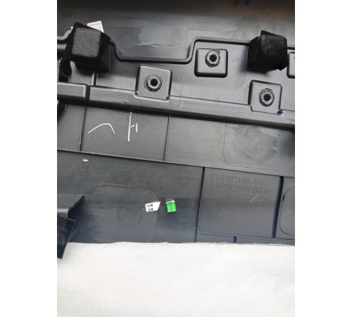 Обшивка двери задняя левая