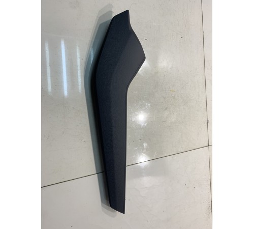 Накладка консоли (левая)