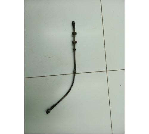 Тормозной шланг передний левый