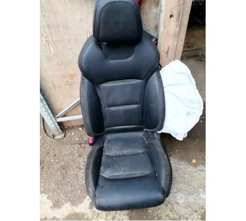 Сиденье переднее левое