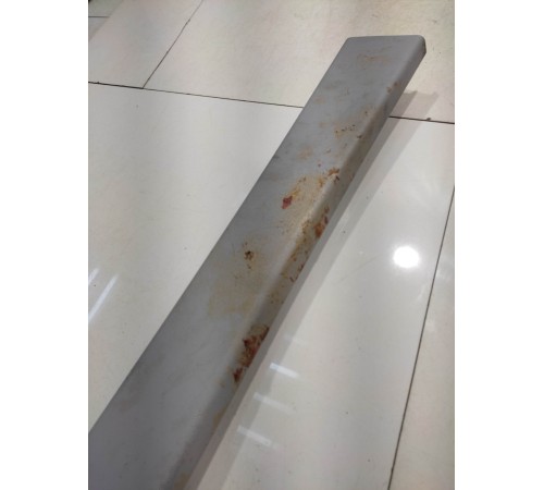 Обшивка двери багажника(задняя)