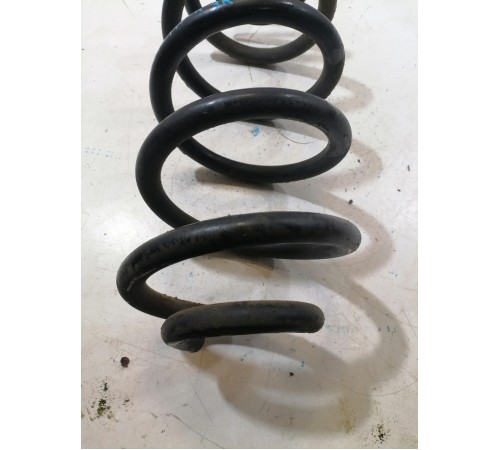 Пружина подвески задняя