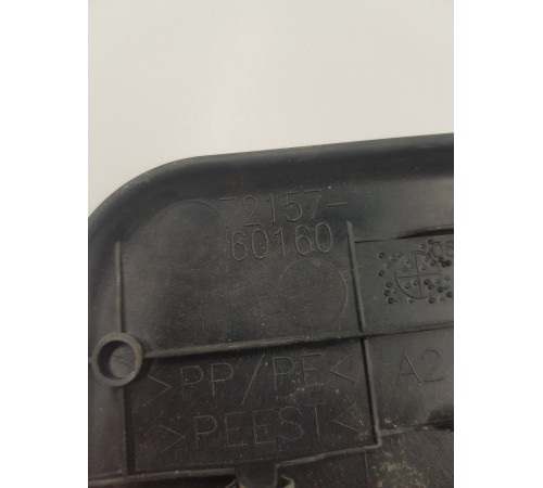 Заглушка заднего сиденья