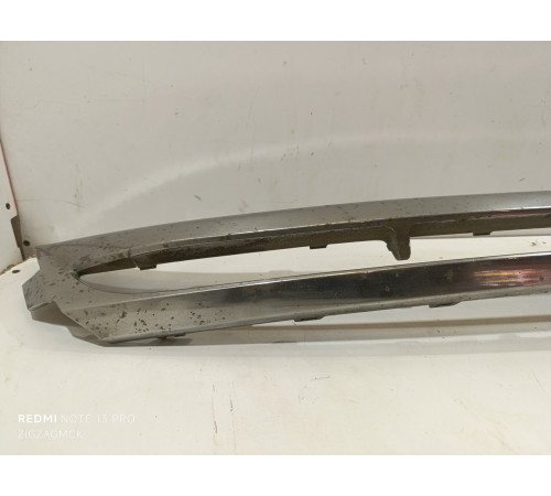 Накладка бампера