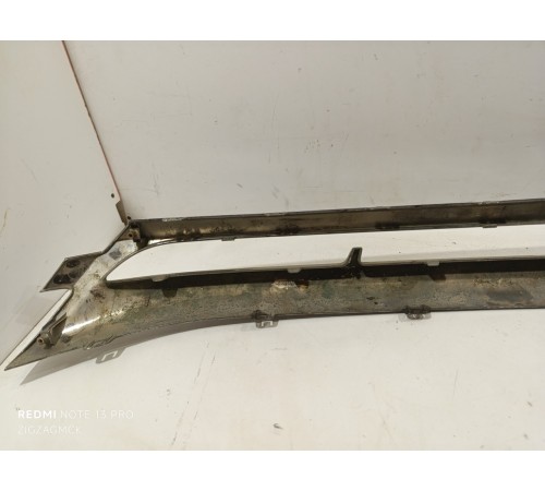 Накладка бампера