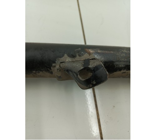 Тяга продольная левая