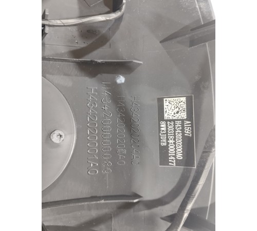 Накладка руля в сборе с кнопками