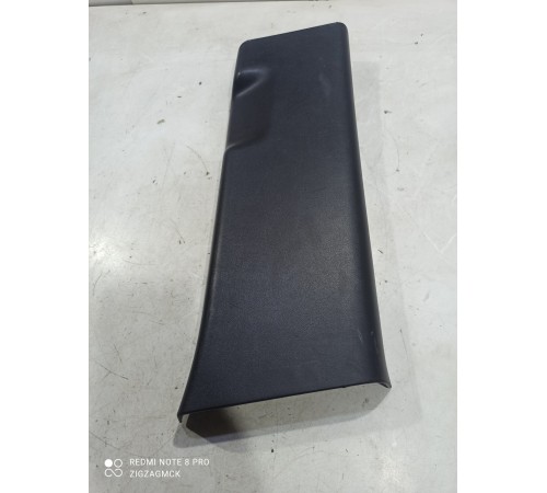 Обшивка стойки правая