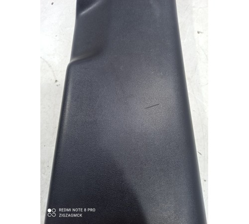 Обшивка стойки правая