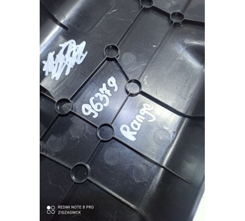 Обшивка стойки правая